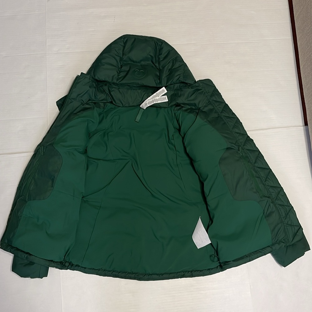 Lululemon Jacket - Picture 3 of 8